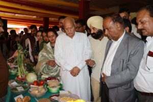 राजगढ़ में कृषि विभाग द्वारा आयोजित एक दिवसीय किसान मेला में कृषि एवं पशुपालन मंत्री प्रो. चंद्र कुमार