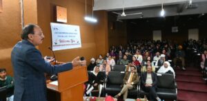 इटरनल यूनिवर्सिटी बडू साहिब में "हेल्थ थ्रू फूड" सेमिनार की अध्यक्षता करते उद्योग मंत्री हर्षवर्धन चौहान