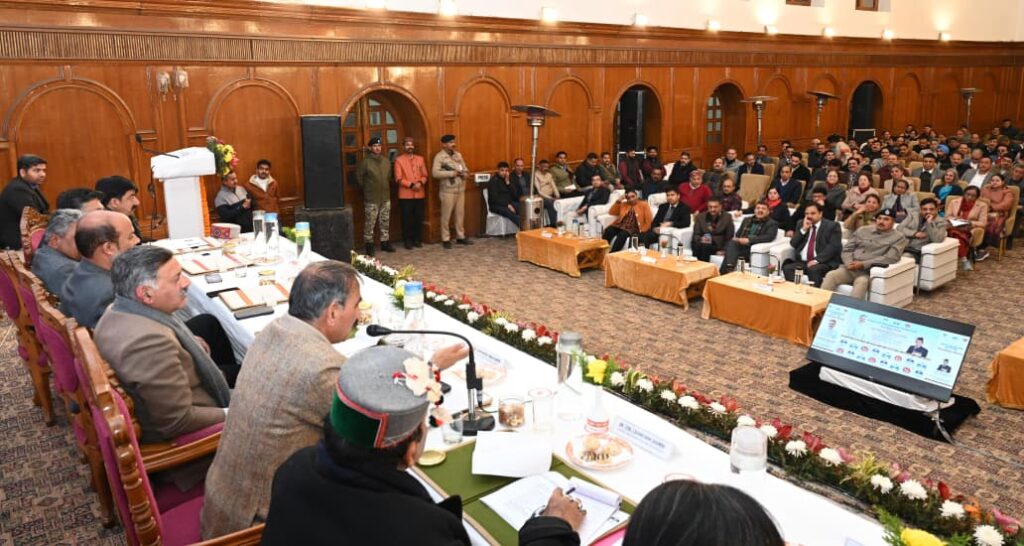 प्रदेश में पहली बार मुख्यमंत्री के साथ सीएमओ, बीएमओ और एमएस का इस प्रकार का सीधा संवाद आयोजित