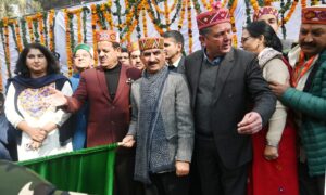 विभिन्न योजनाओं उद्धघाटन व् शिलान्यास करते मुख्यमंत्री ठाकुर सुखविंदर सिंह सुक्खू