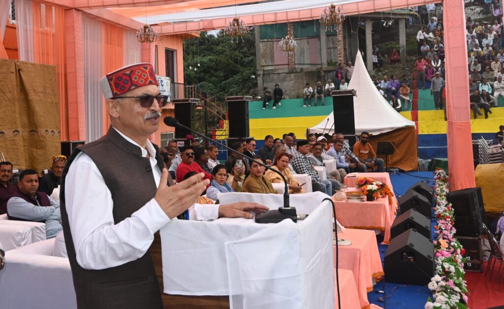 सराहाँ मेले में संबोधित करते विधायक अजय सोलंकी